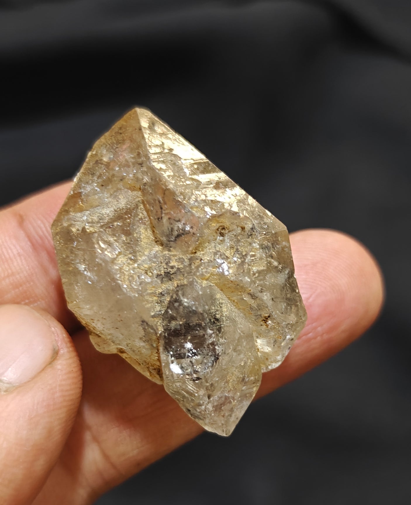 Natural Aesthetic Fenster Like Terminated Quartz Crystal with Black Inclusions 4.5x2.8x1.5cm