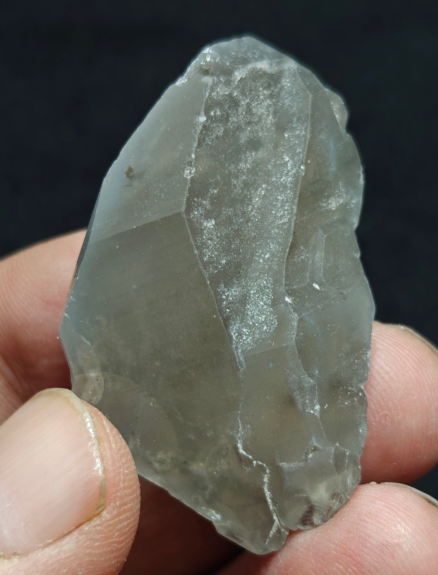 Natural smoky/blue quartz crystal 20 grams