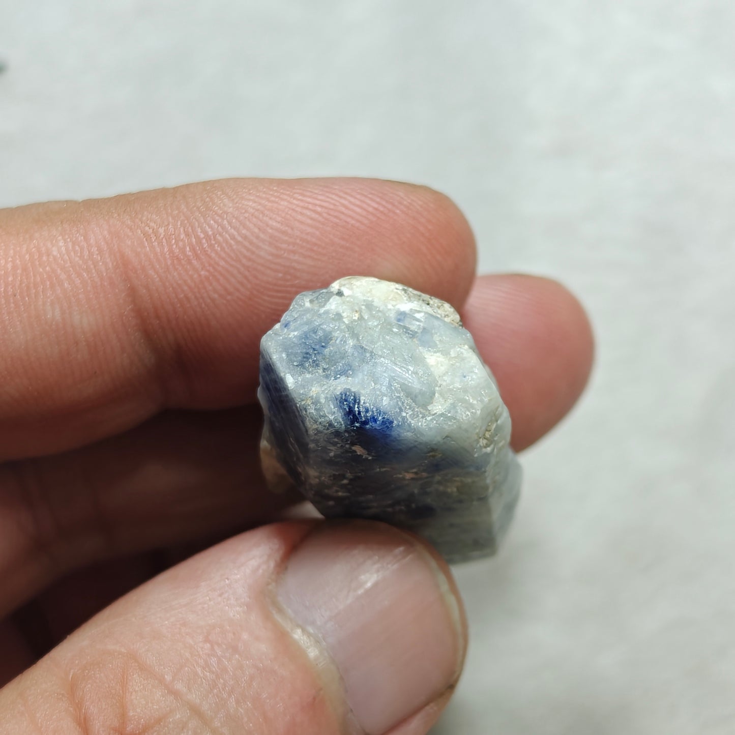 Natural blue sapphire crystal 26 grams