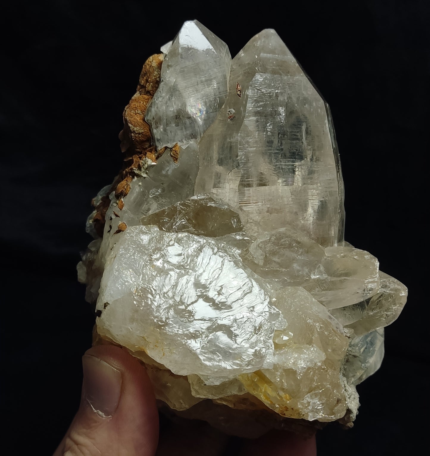 Natural terminated Quartz Specimen with Siderite 762 grams