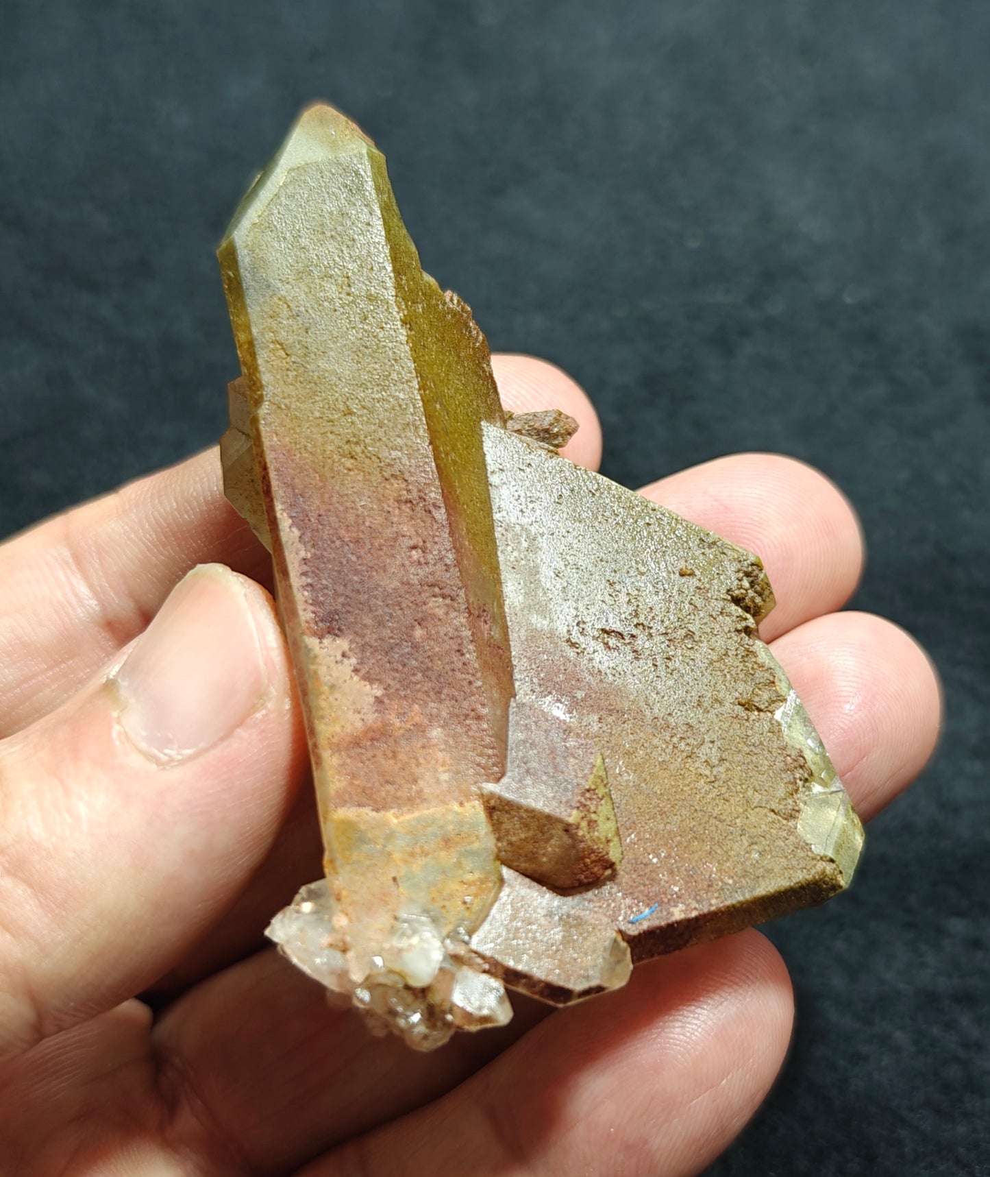 Chlorite hematite/iron quartz 56 grams