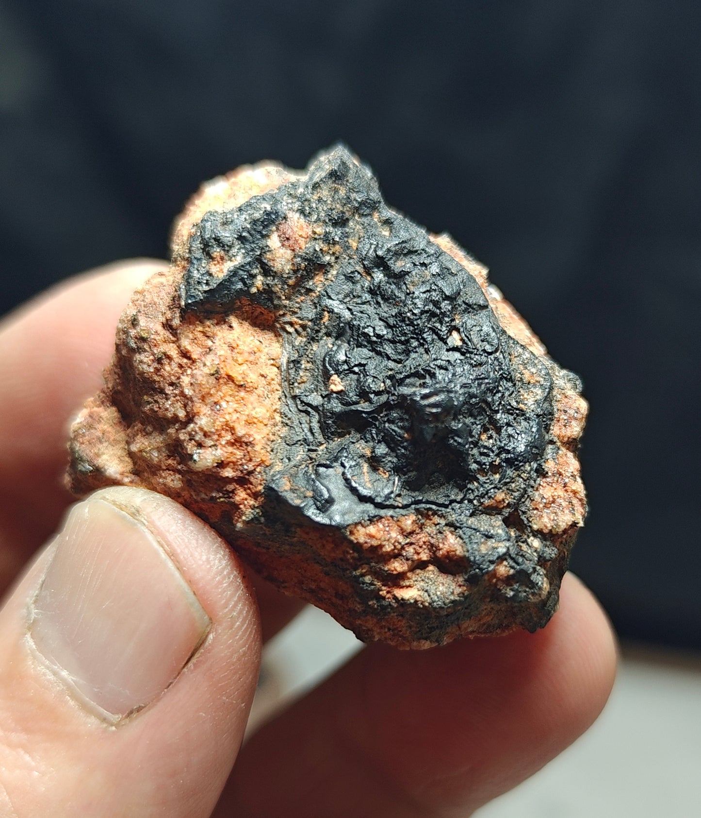 Hollandite on matrix 40g