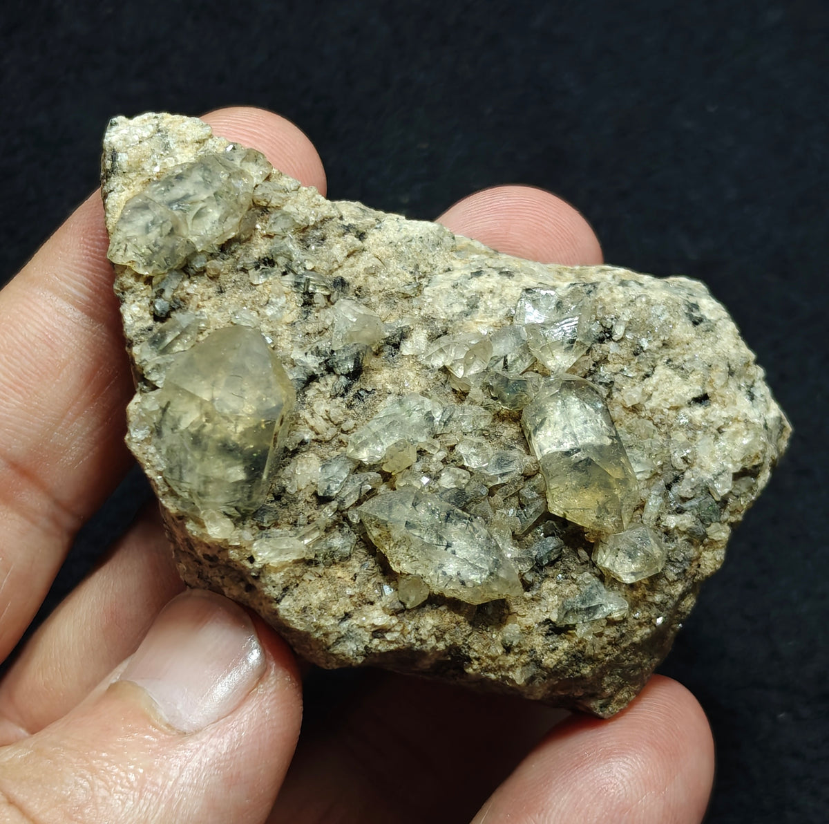 aegirine included Quartz Crystals cluster 95 grams