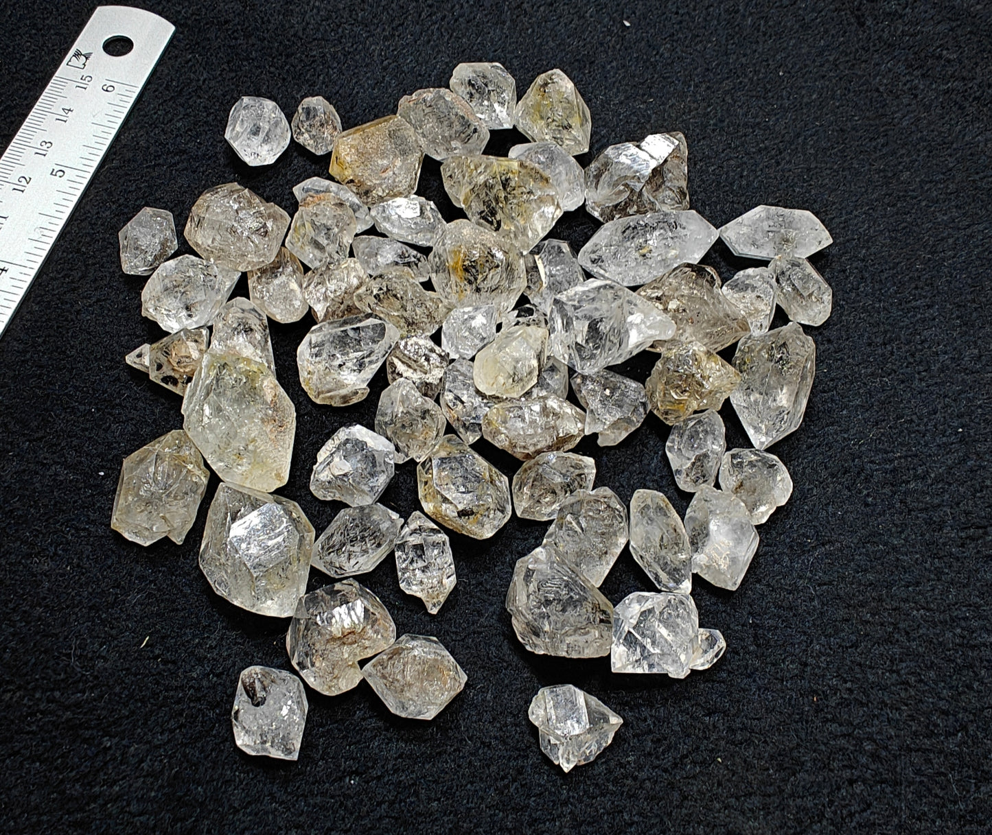 220 grams diamond quartz crystals some with carbon inclusions