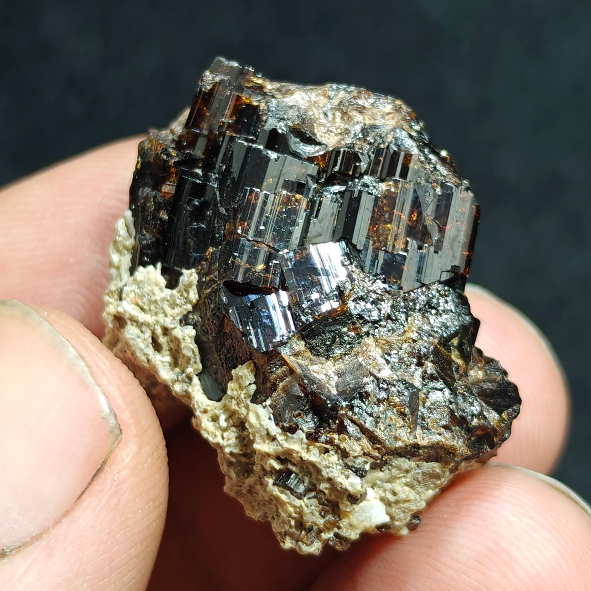 Natural dark brown Vesuvianite 19.5 grams