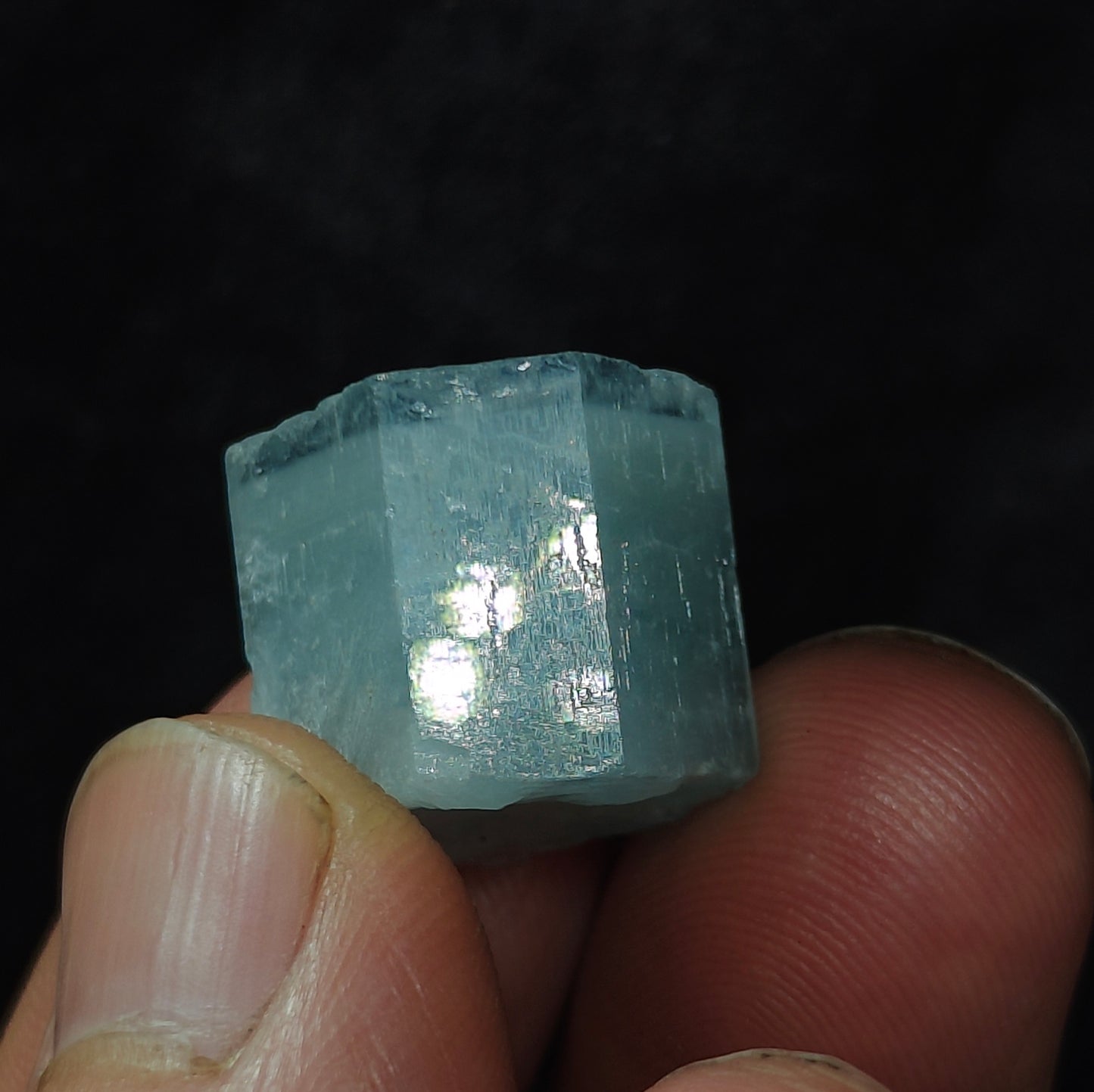 Afghanistan Aquamarine Crystal with tiny tantalite 45 carats