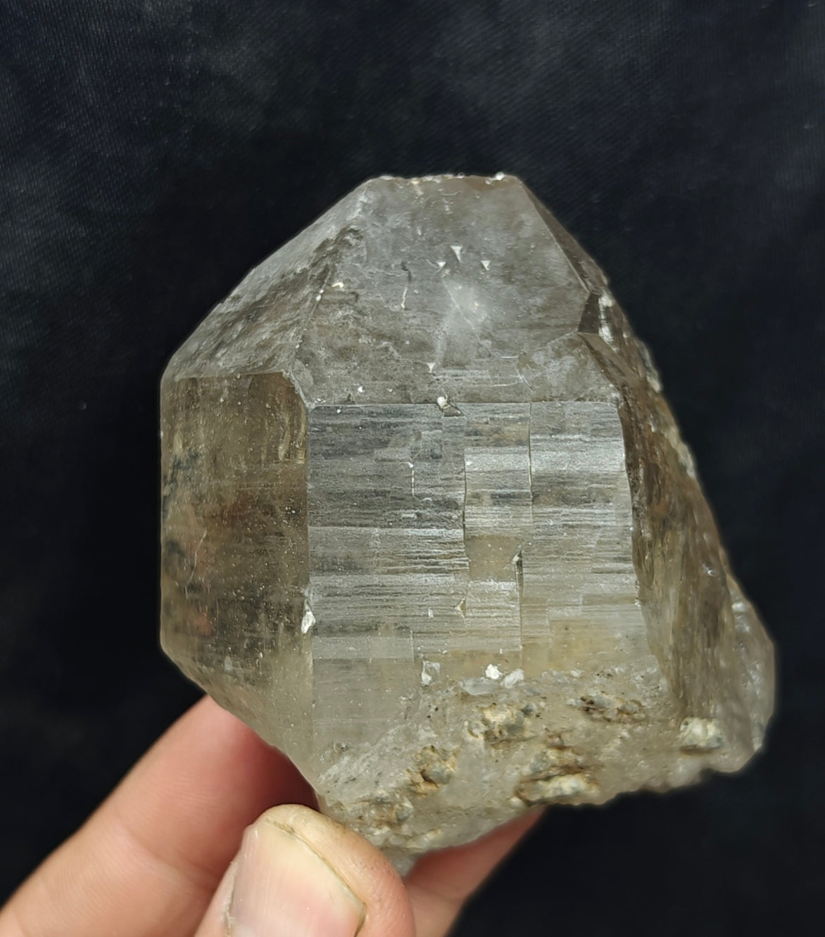 Natural smoky Quartz Crystal 195 grams
