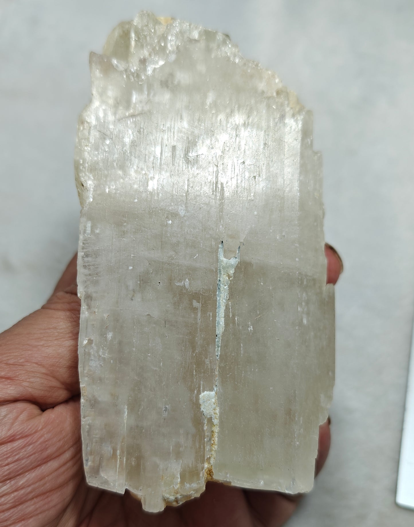 Natural spodumene crystal 548 grams