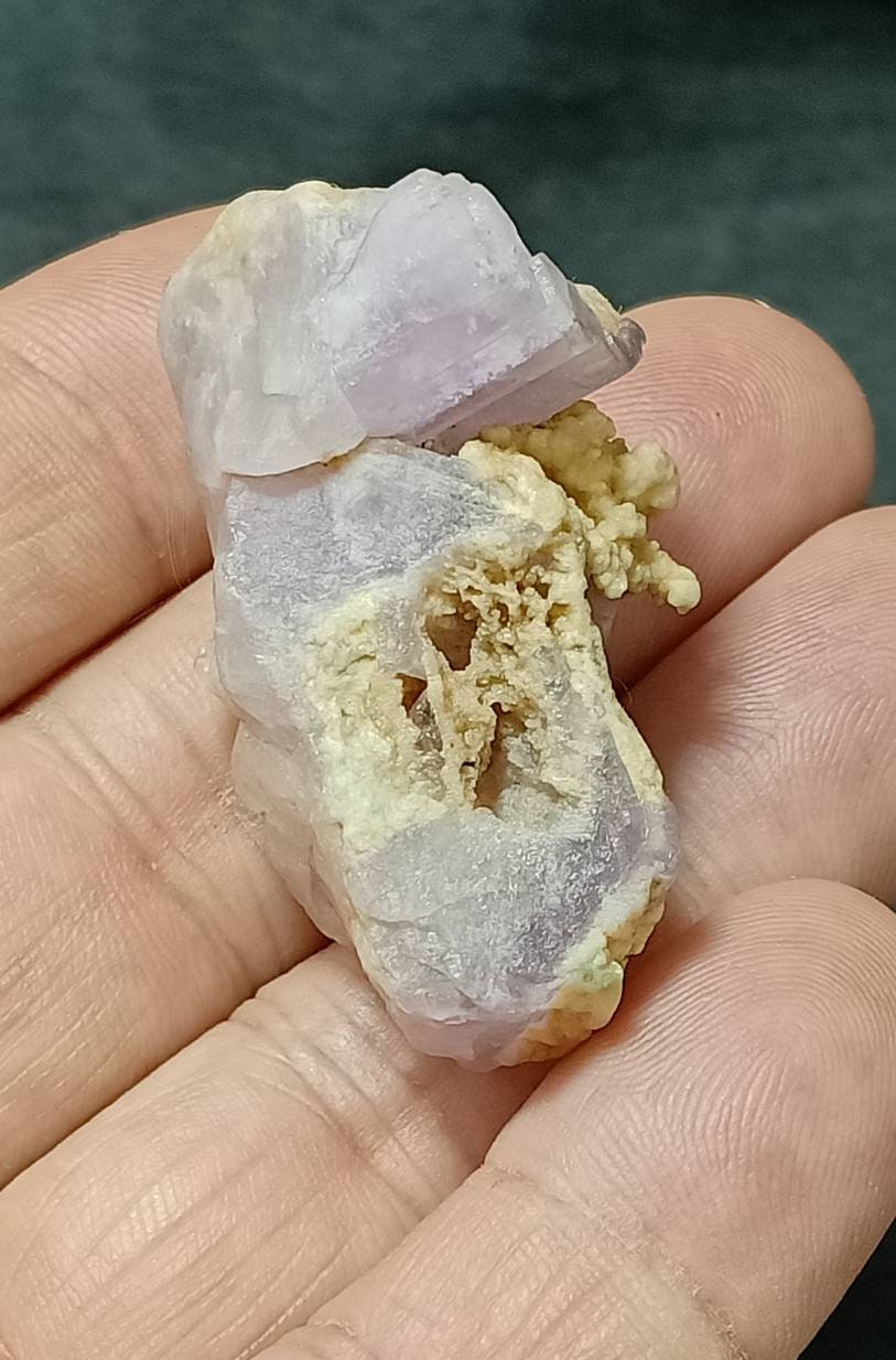 An amazing Fluorescent Apatite with combined albite 34 grams