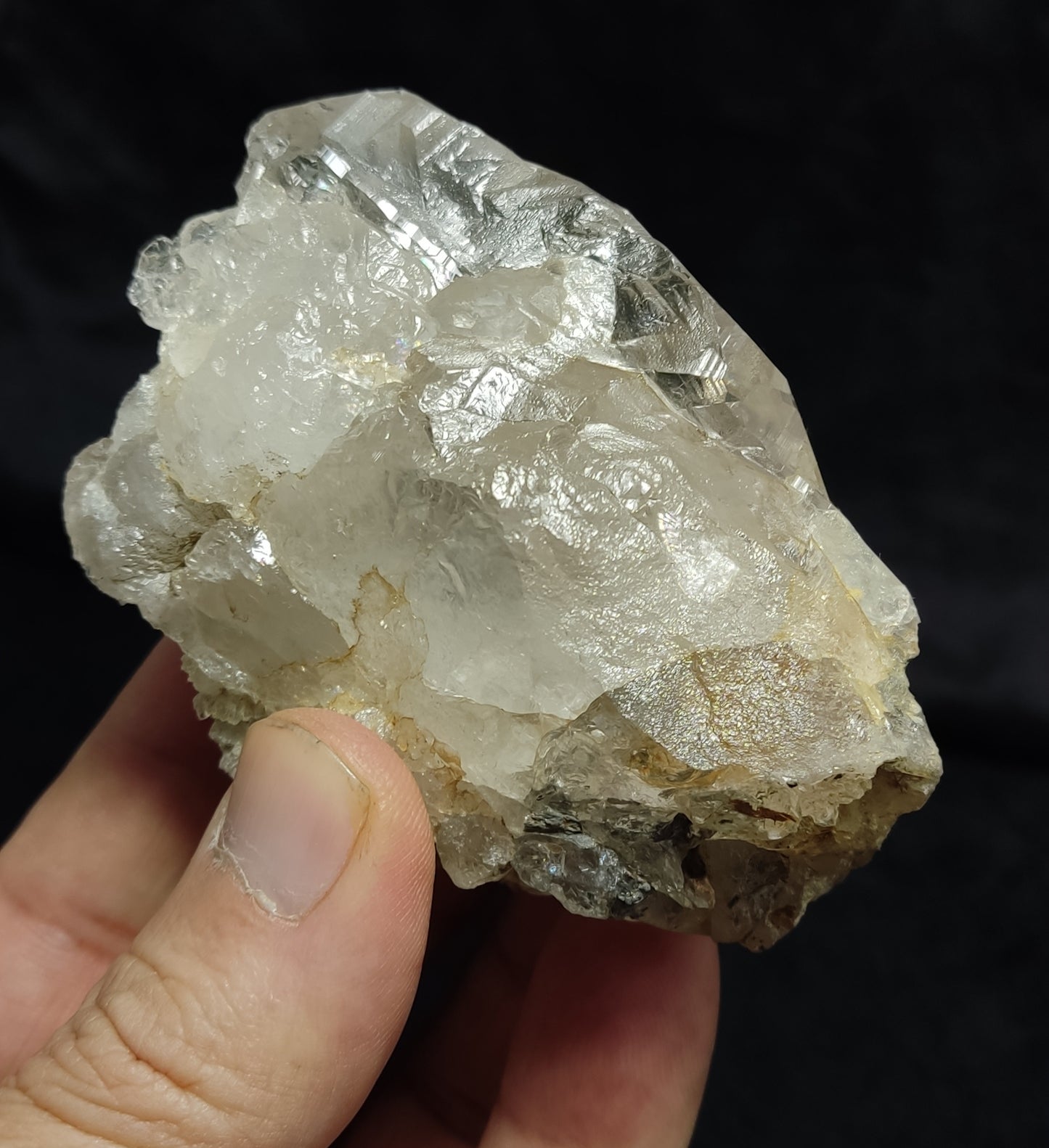 Natural terminated Quartz Crystal Specimen 219 grams