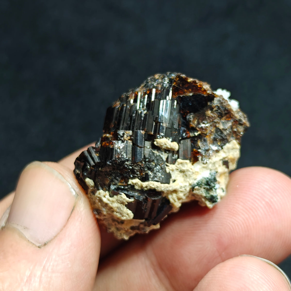 Natural dark brown Vesuvianite 19.5 grams