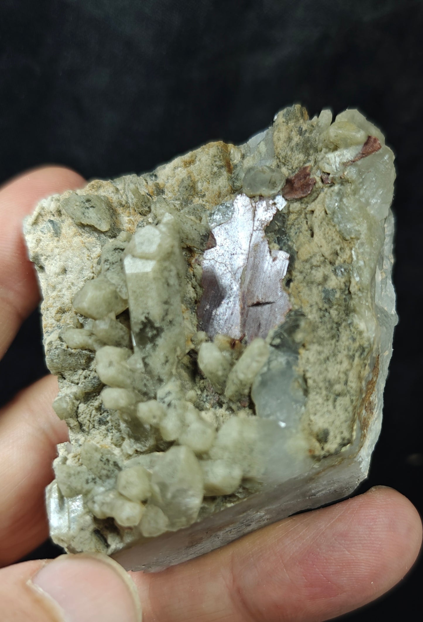 brookite in matrix with chlorite quartz 171 grams