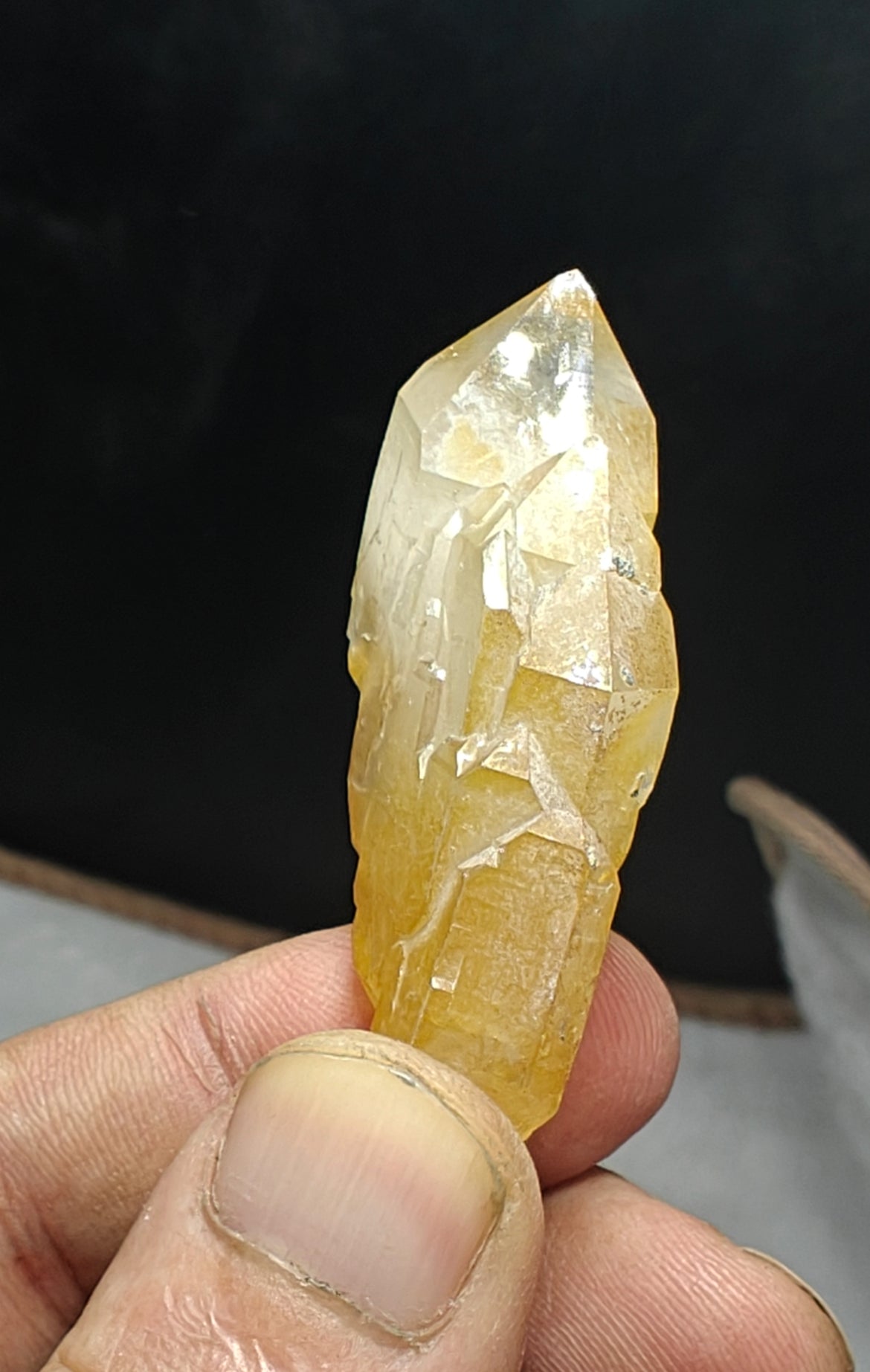 Natural iron included yellow faden quartz 24 grams