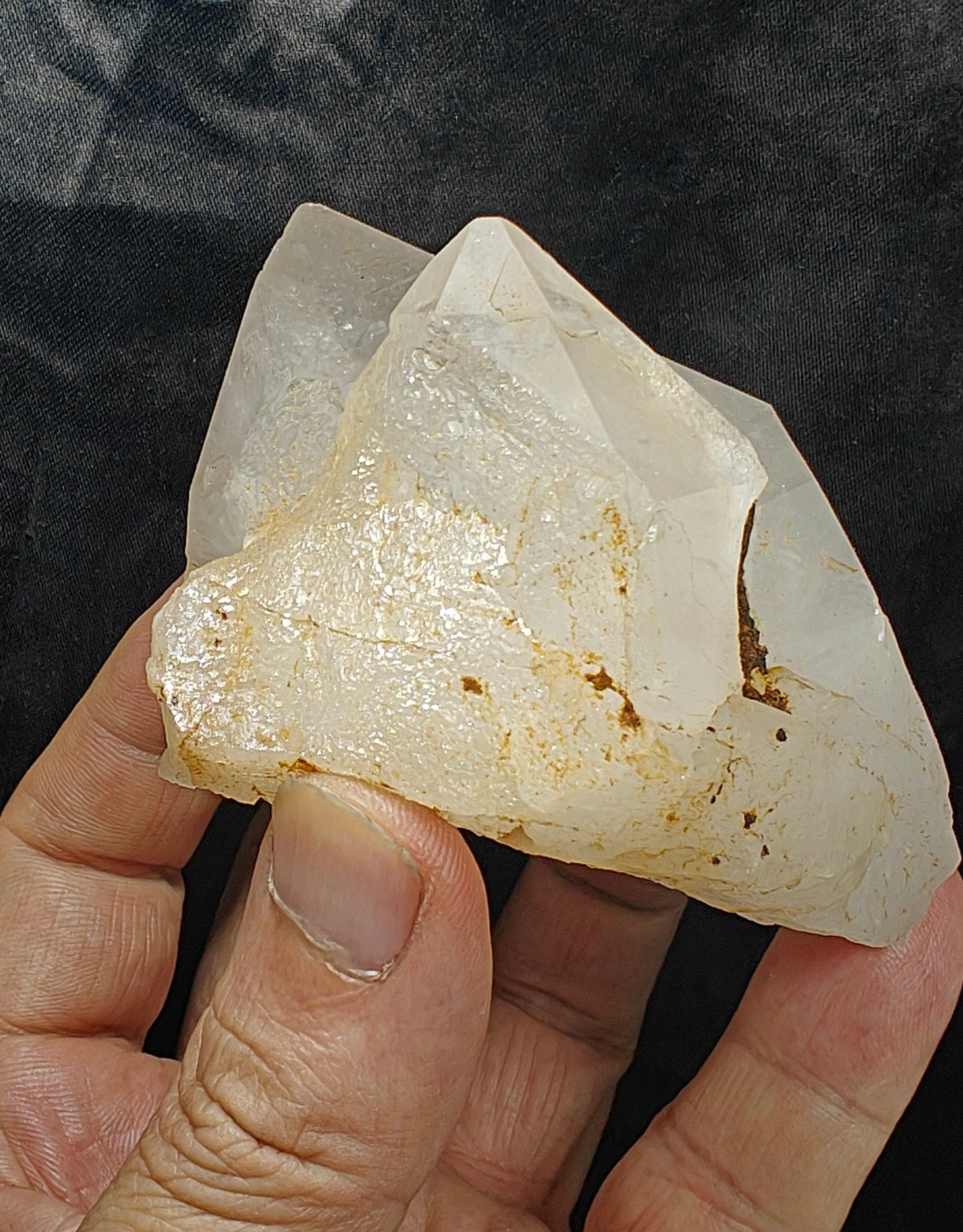 Terminated specimen of Quartz crystal 354 grams from Shalman Khyber Pakhtunkhwa