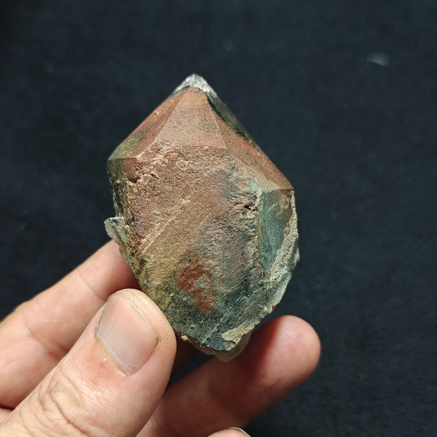 Hematite chlorite Quartz Crystal 125 grams