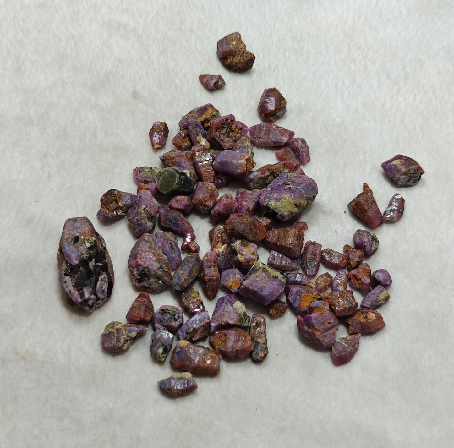 Ruby Crystals lot 170g