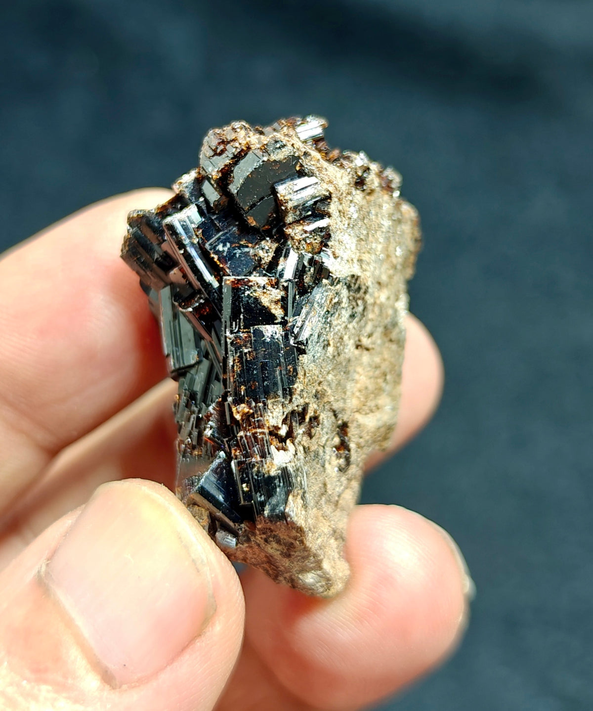 Natural usterous crystal specimen of dark brown Vesuvianite 32.5 grams