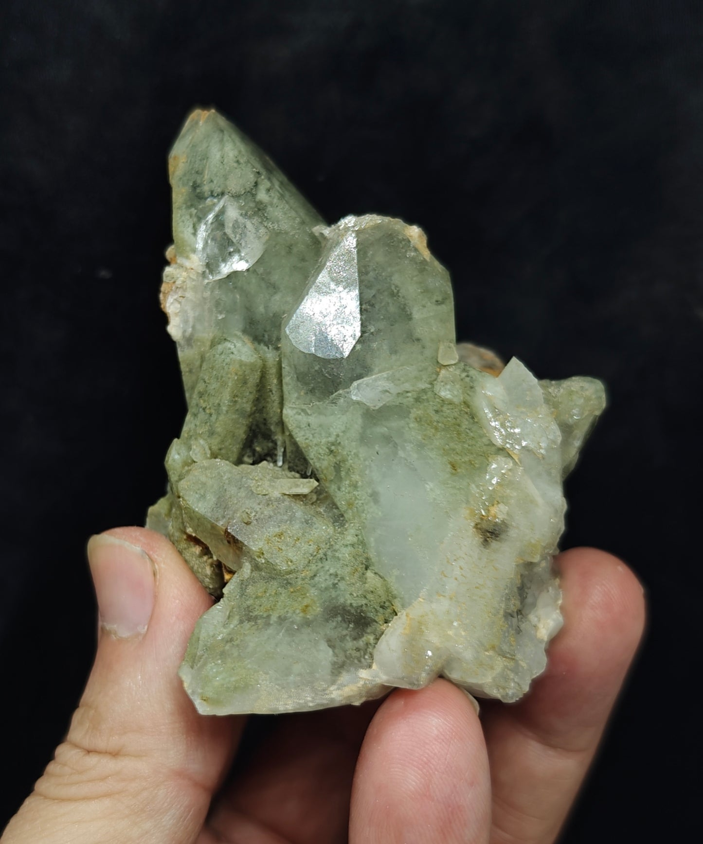 Chlorite Quartz cluster 217 grams