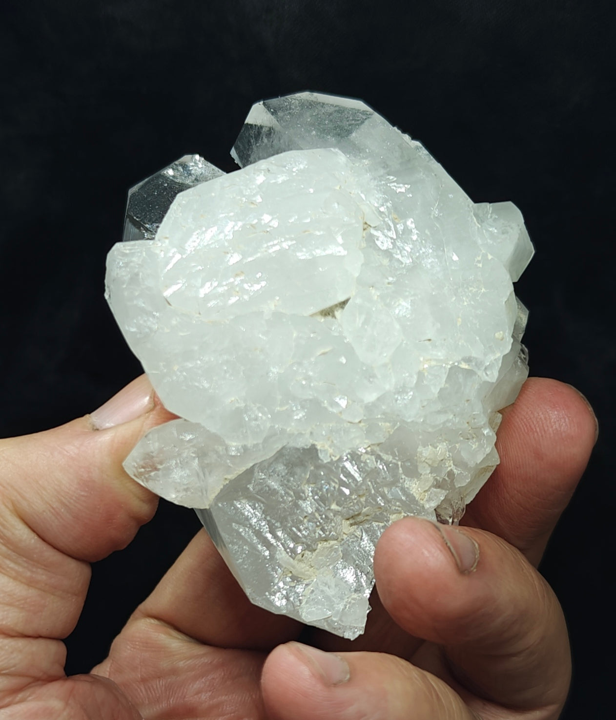 Natural clear Terminated Quartz Crystals cluster 250 grams