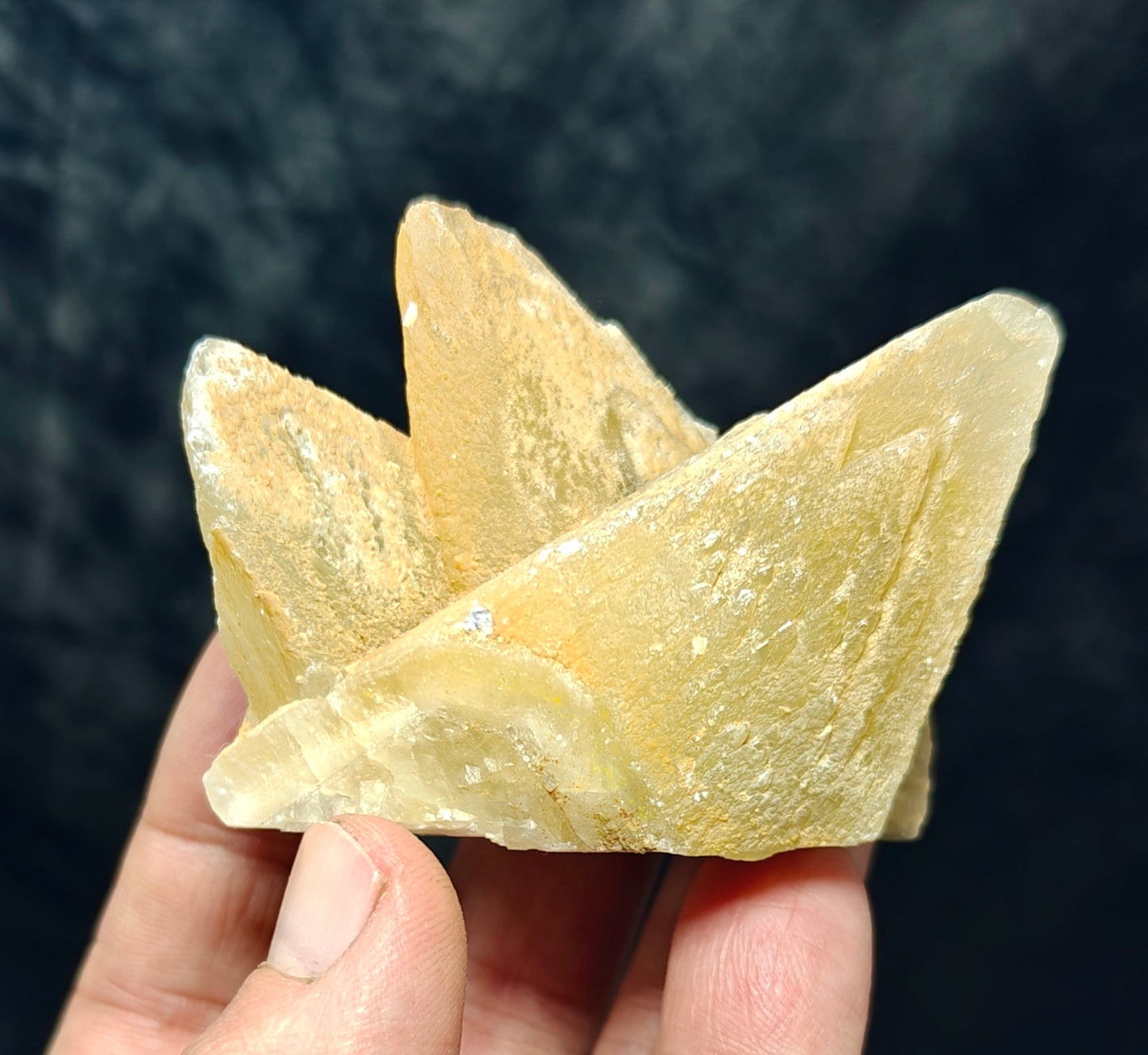 Single beautiful Dogteeth calcite crystals cluster with beautiful terminations 154 grams