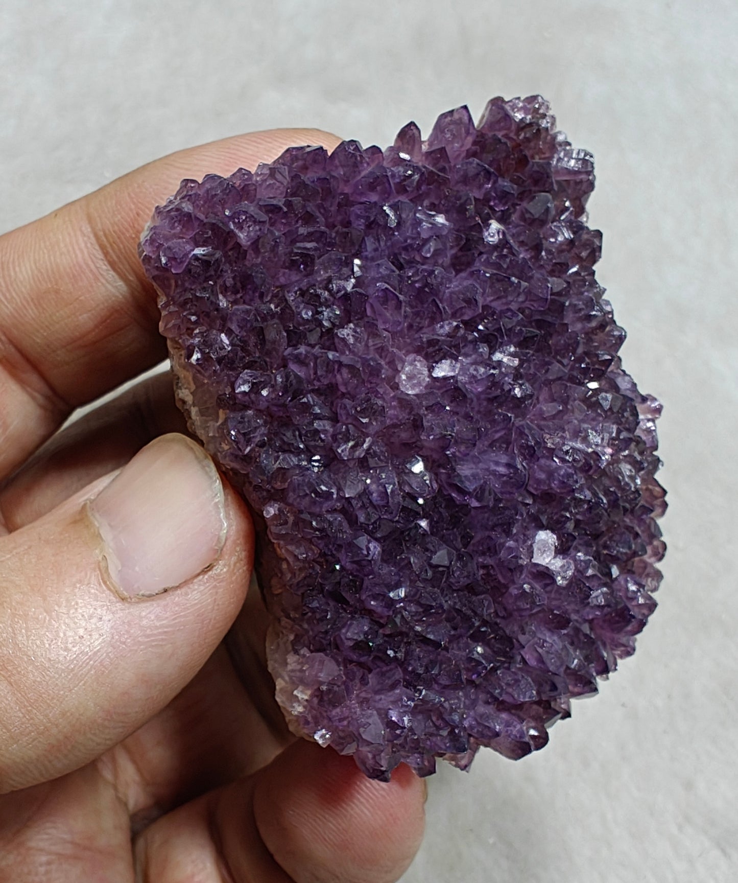 Drusy Amethyst crystals Cluster 89 grams