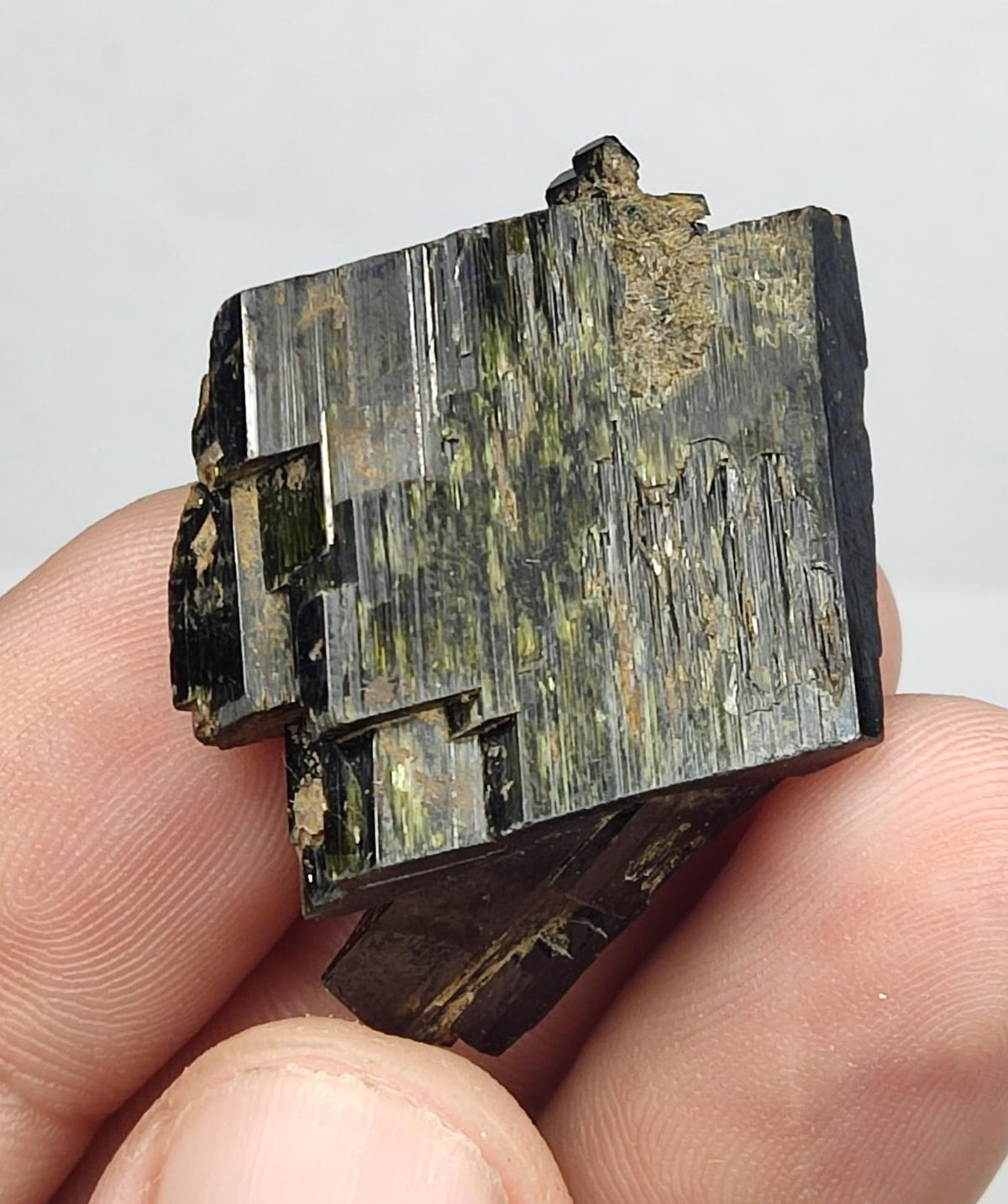 Natural aegirine crystal 11 grams