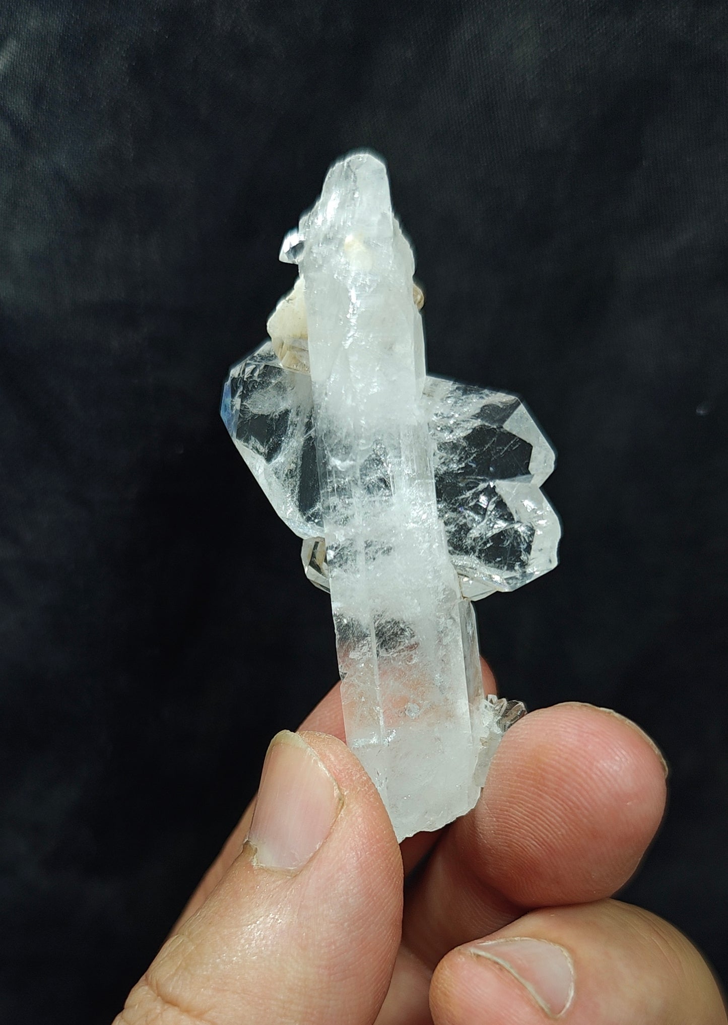 Natural Cross Formation Quartz Crystal 28 grams