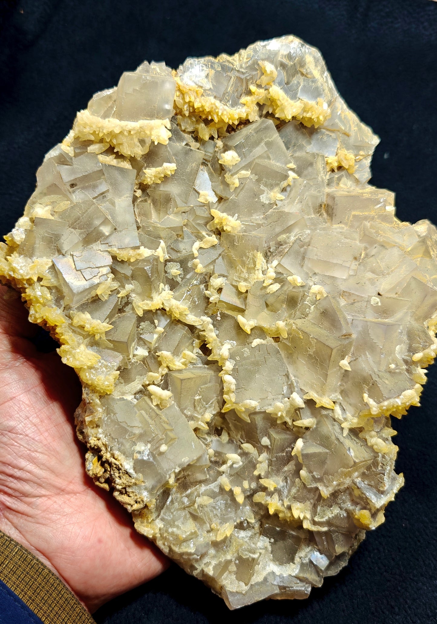 Beautiful Grey Color Fluorite plate with Dogteeth calcite crystals 1580 grams
