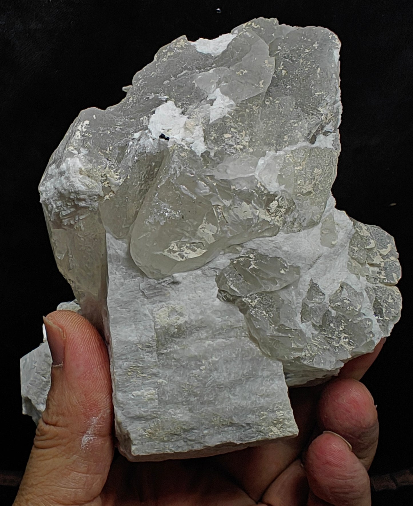 Amazing specimen of quartz crystals on Albite with muscovite and microlite 1099 grams