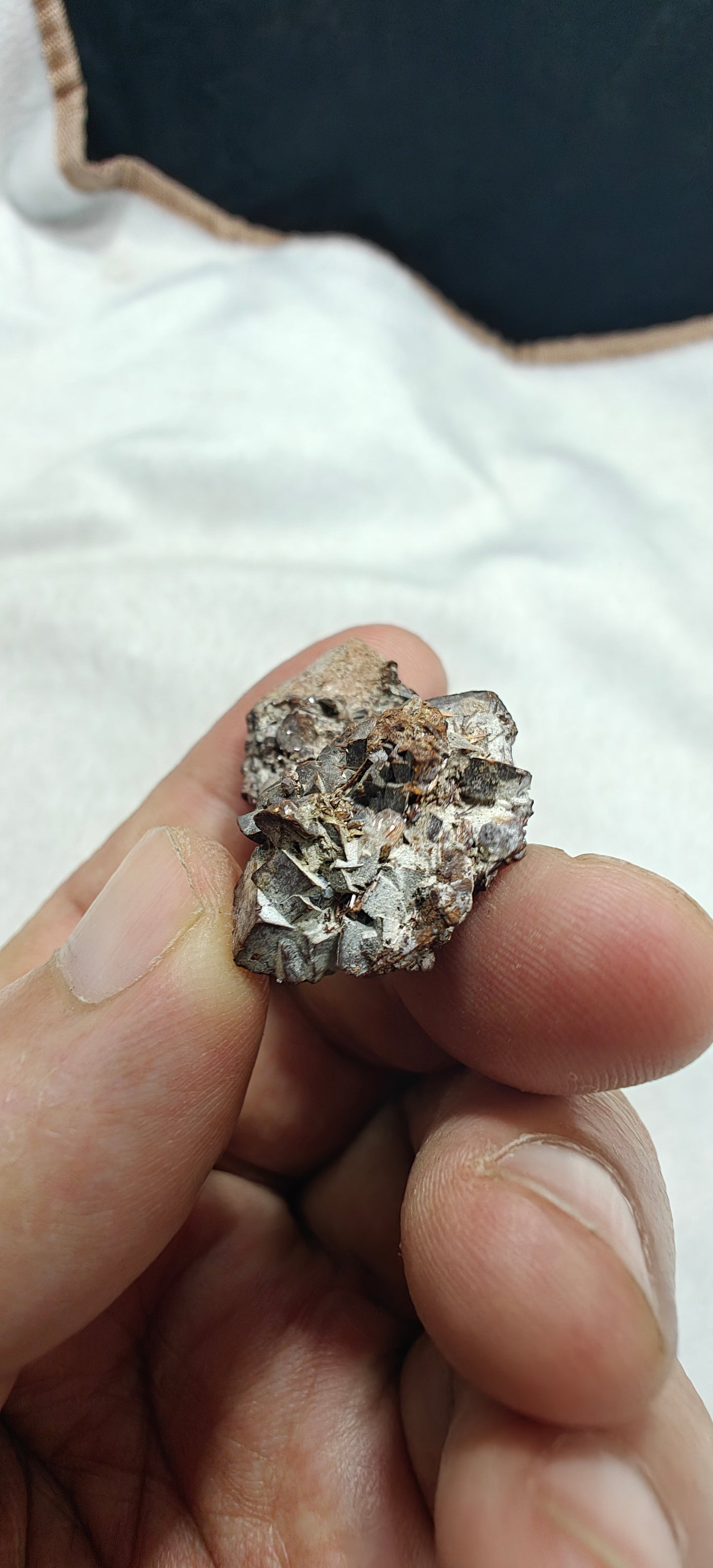 Natural siderite cluster with rutiles small size 11 grams