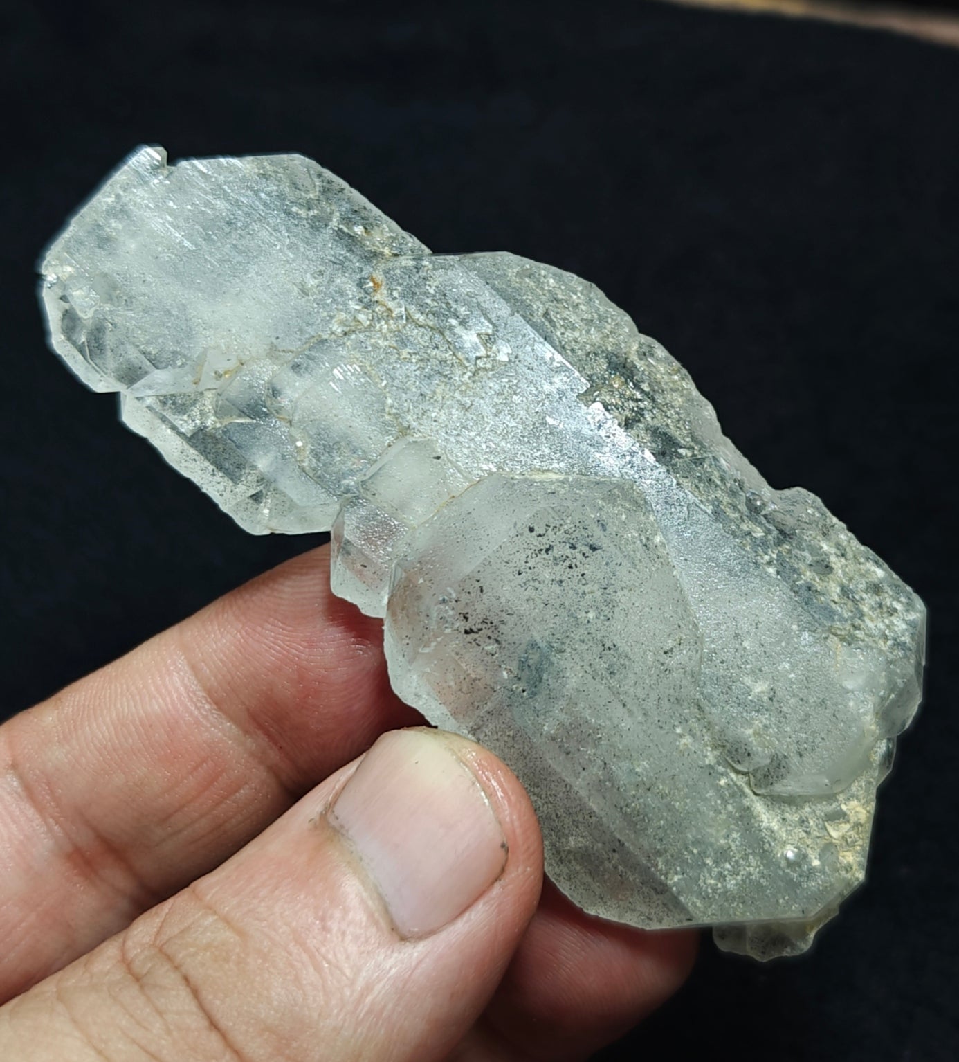 Single beautiful terminated Faden Quartz crystal specimen 60 grams
