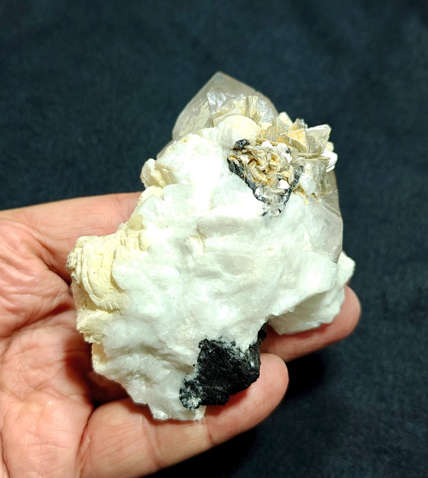 An Aesthetic Natural specimen of combination of Albite, etched Schorl, Quartz and Muscovite 268 grams