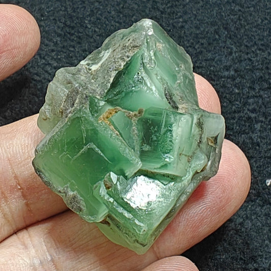 Natural green fluorite 39 grams