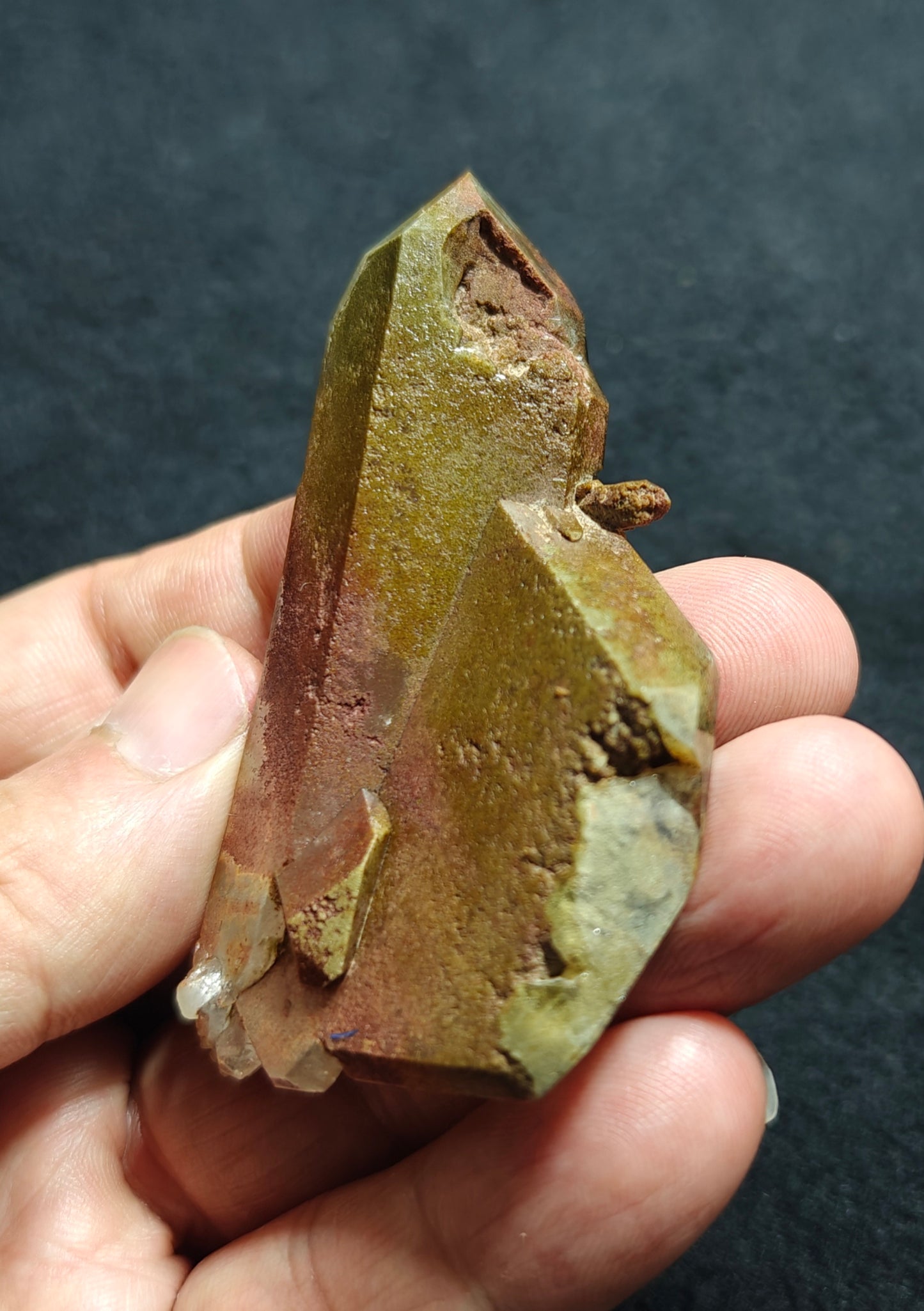 Chlorite hematite/iron quartz 56 grams