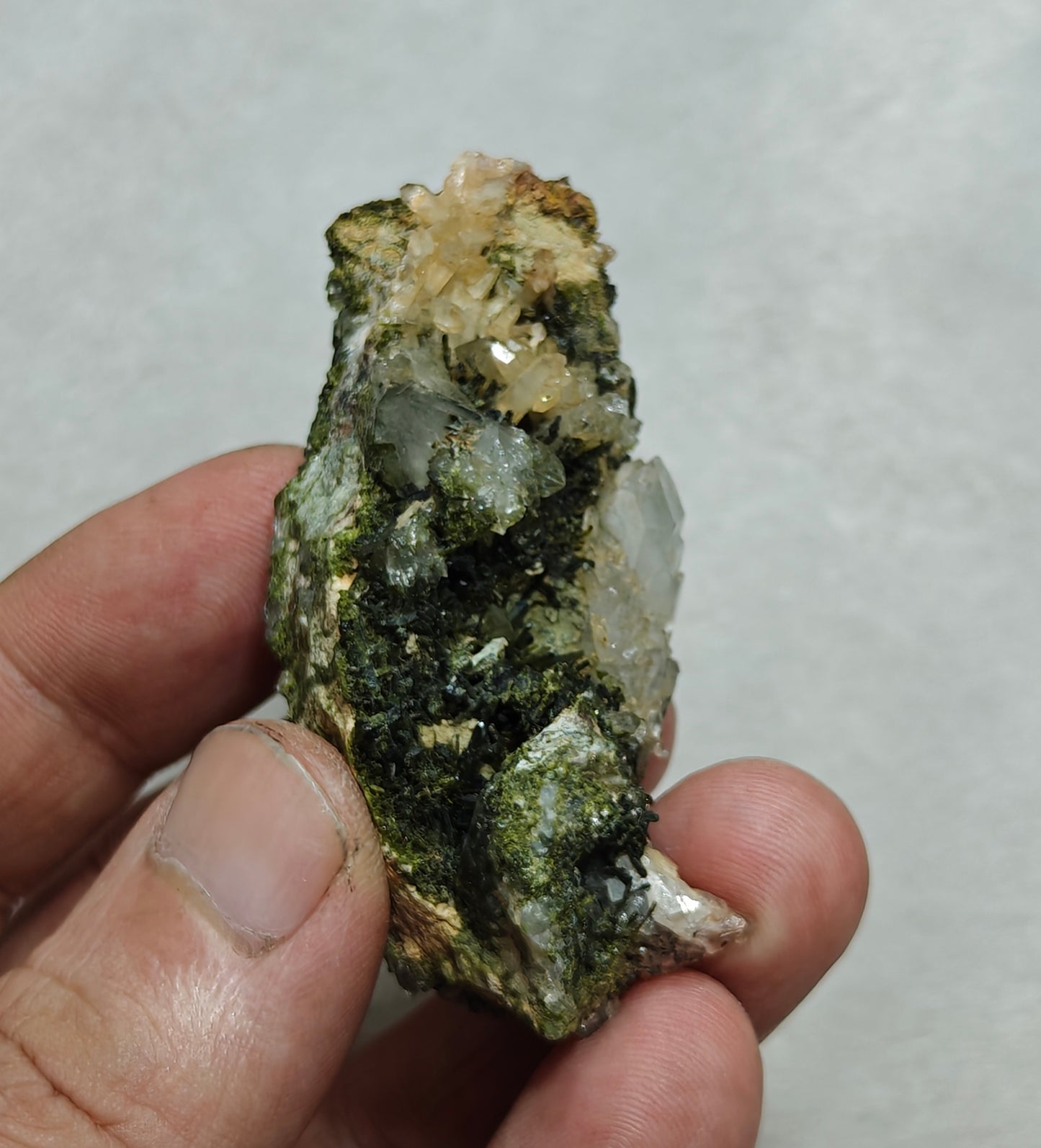 Natural quartz and Epidote cluster with 54 grams