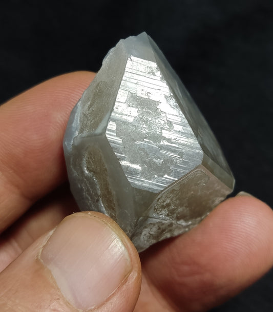 Double terminated blue indicolite quartz crystal  specimen 34 grams