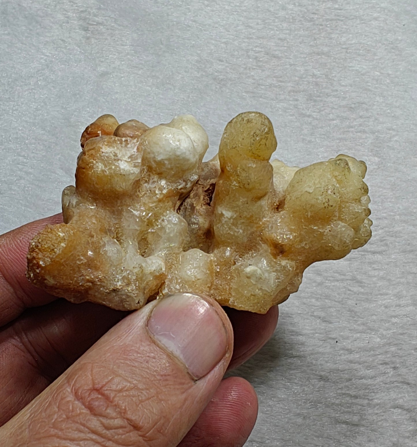 Aragonite flower shape natural terminated crystals 112 grams