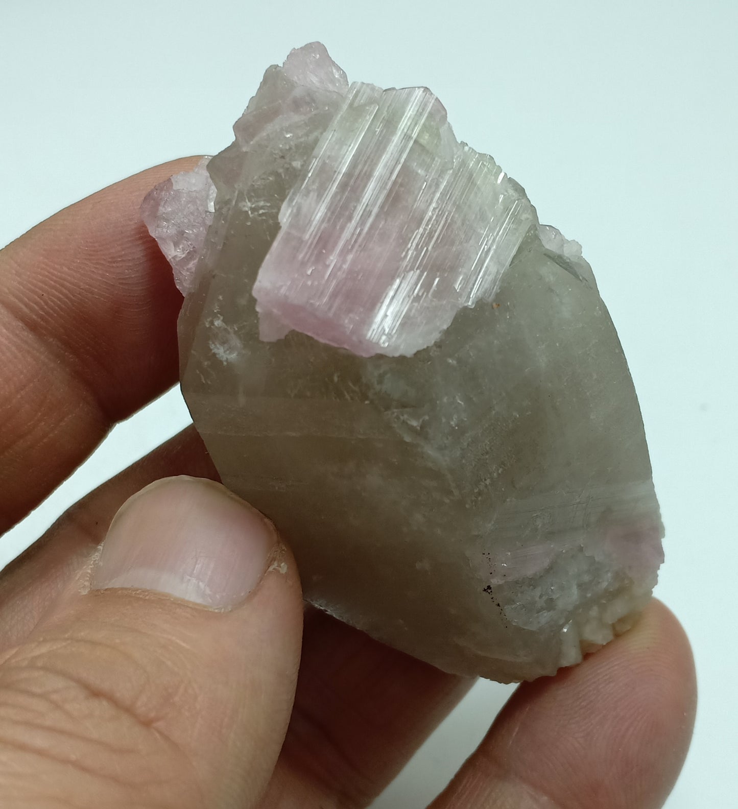 An amazing beautiful specimens of pink Tourmaline crystals Terminated smoky quartz 80g