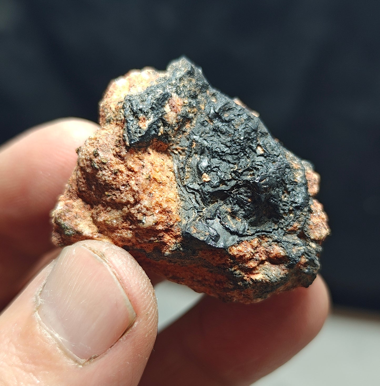 Hollandite on matrix 40g