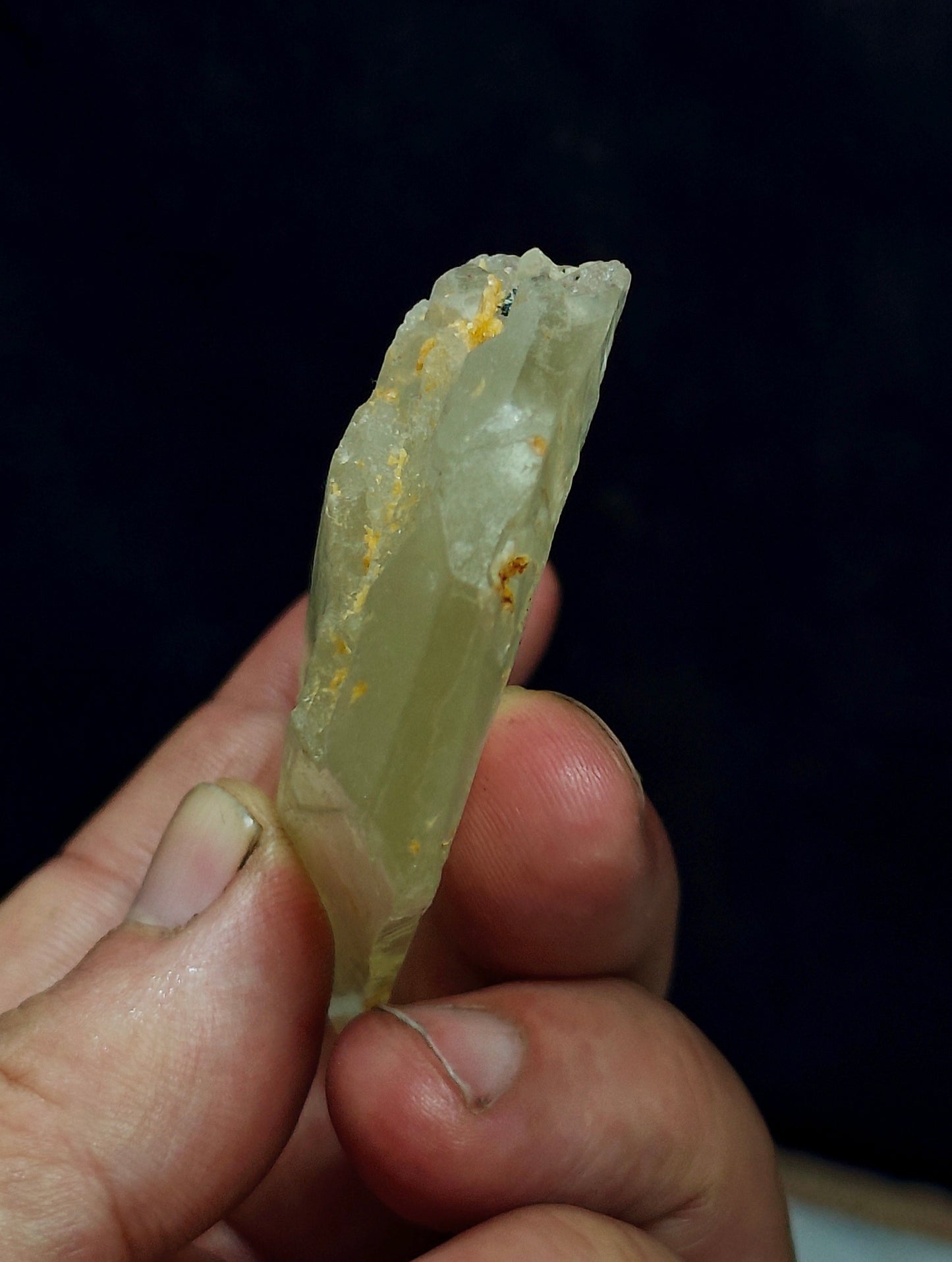 Natural spodumene crystal 105 grams