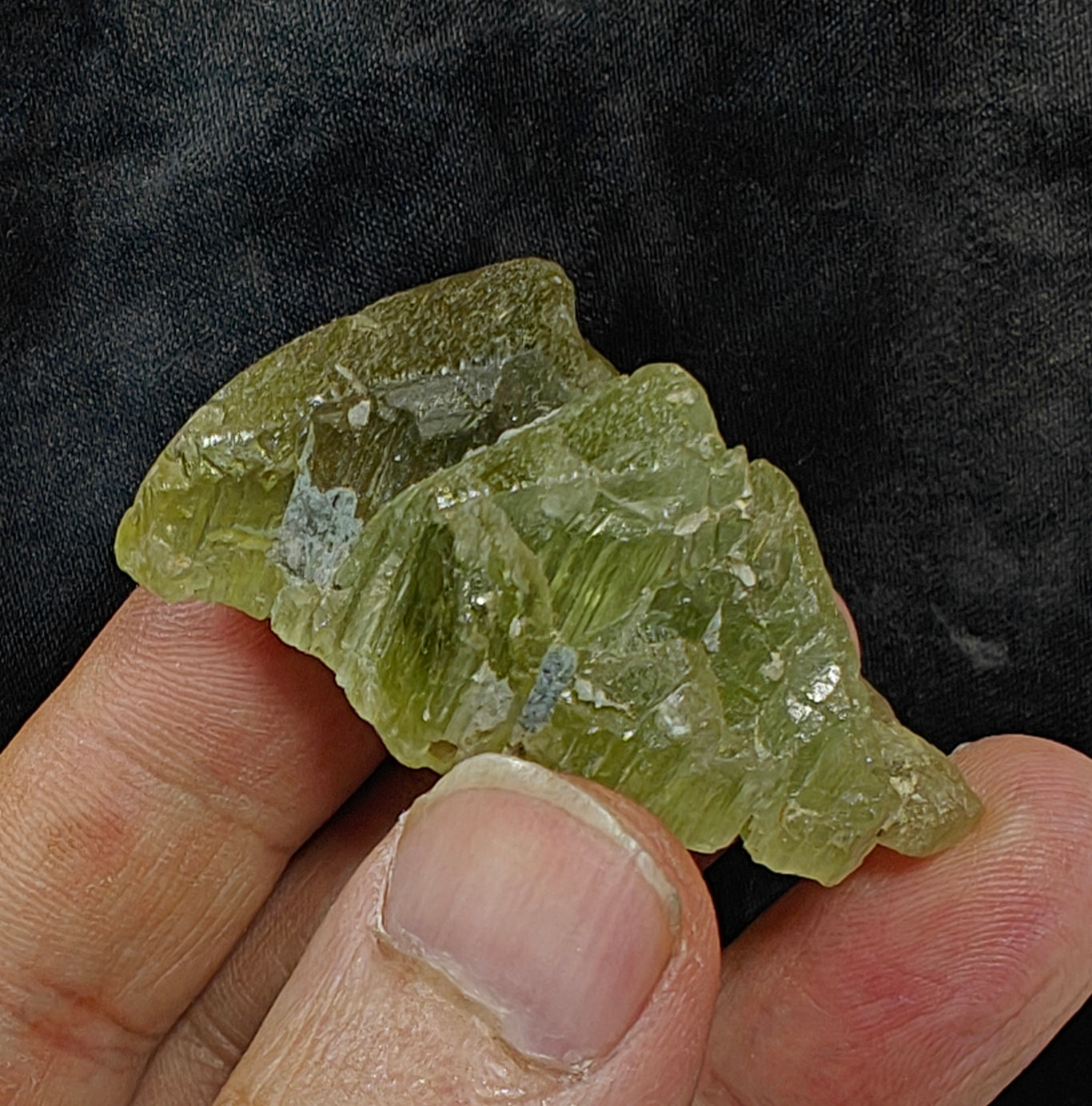 Green crystal specimen of spodumene variety triphane 34 grams