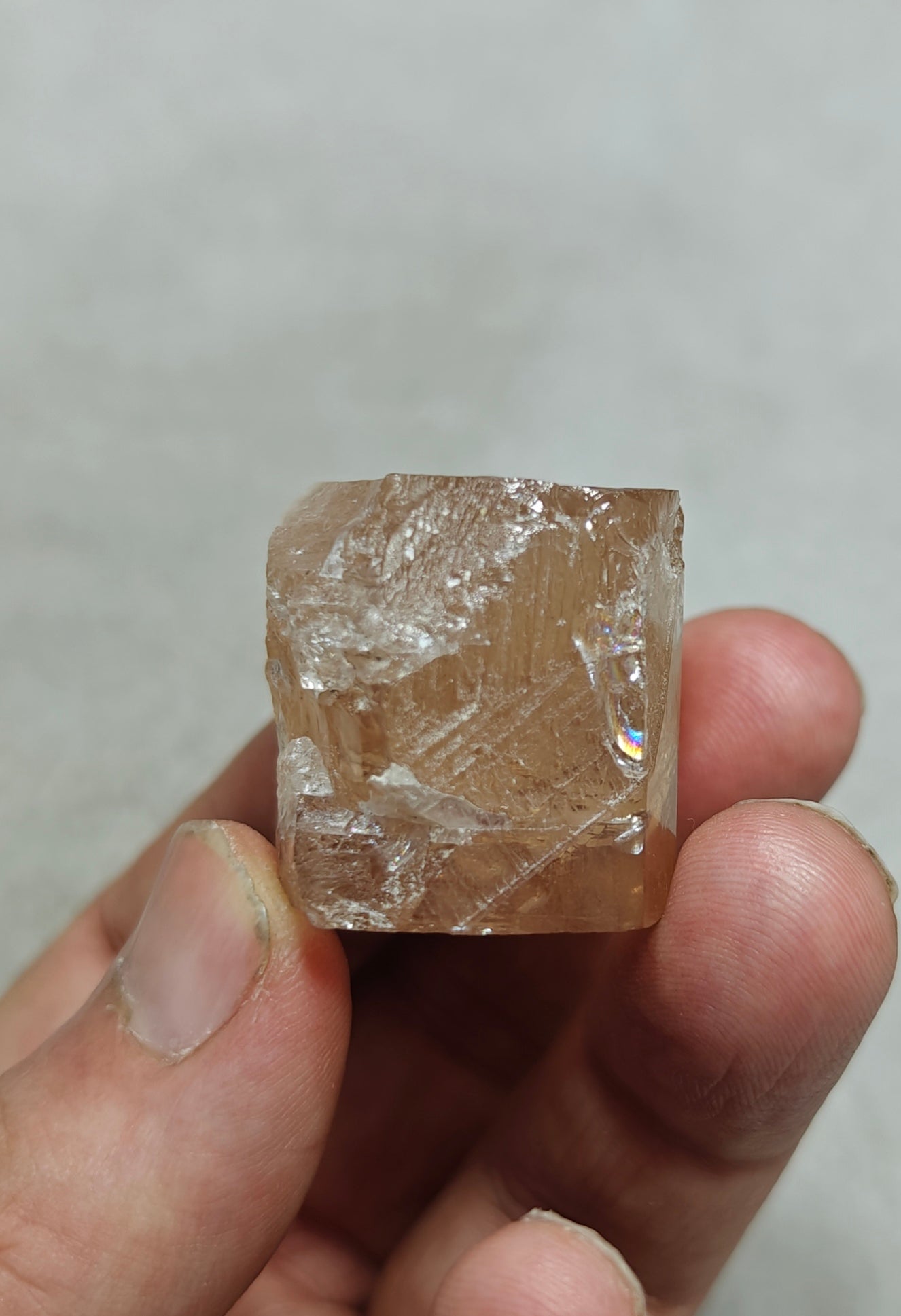 Peach color topaz crystal 86 grams