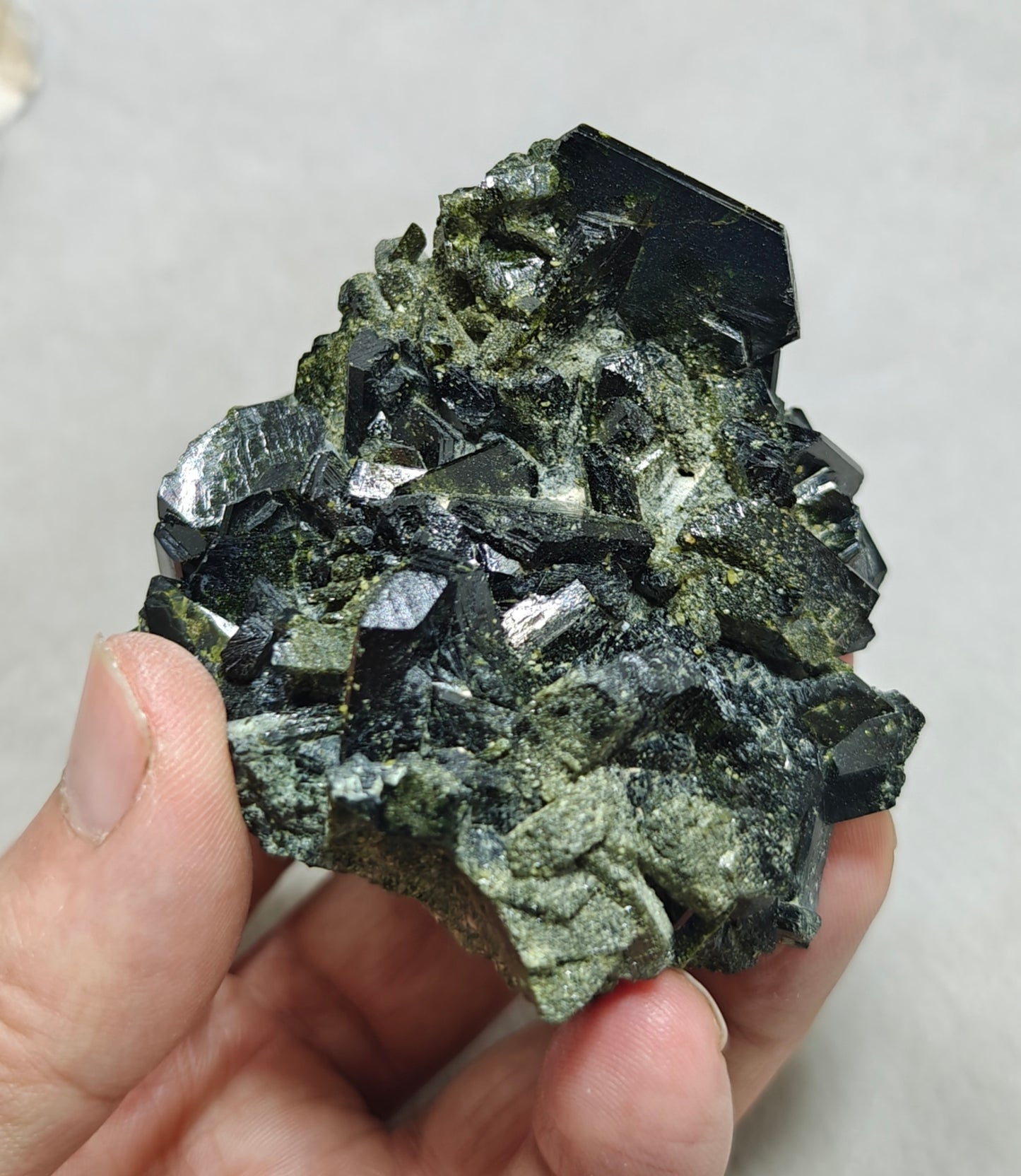 Epidote cluster natural terminations 298 grams