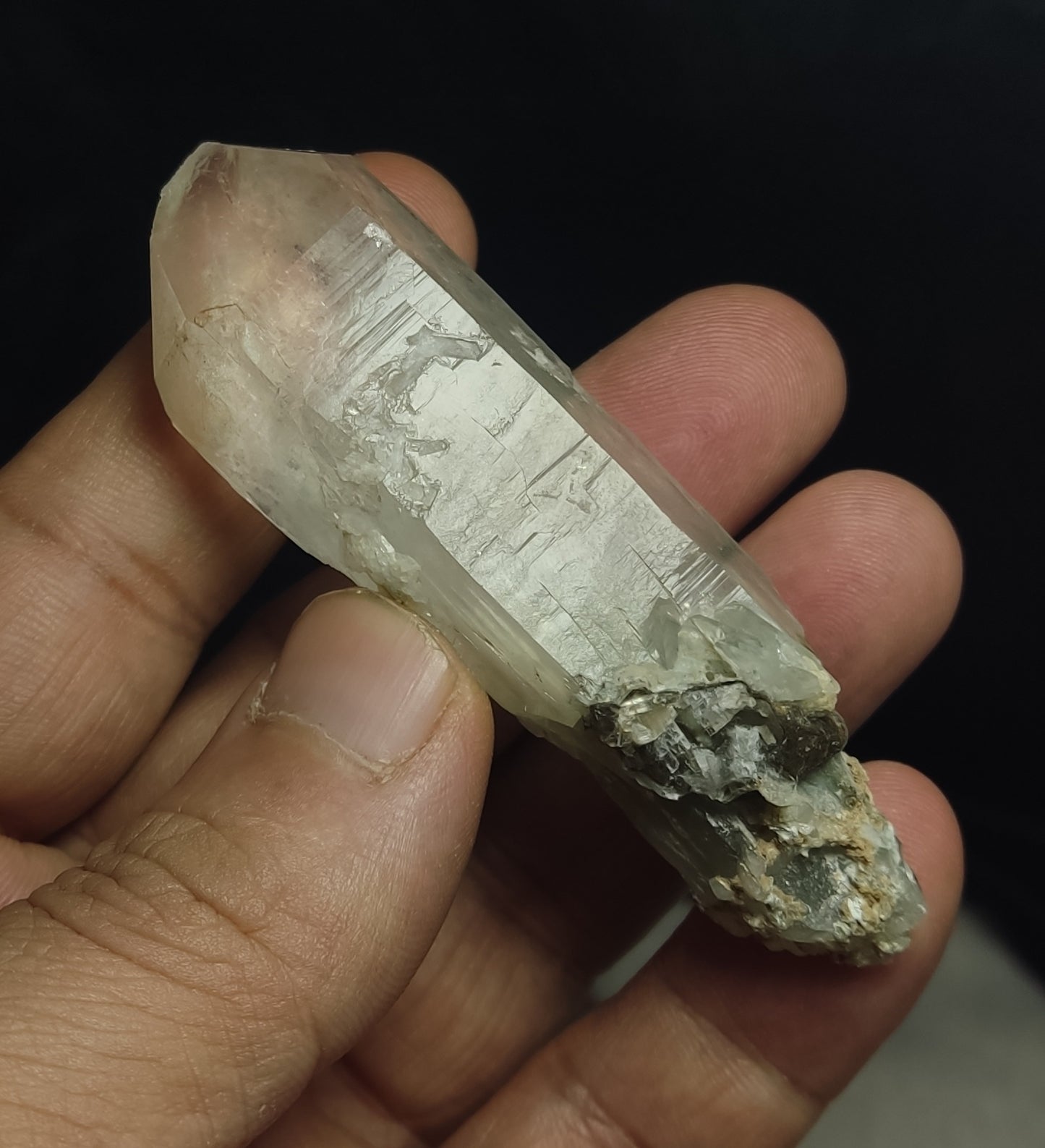 Aesthetic specimen of quartz crystal with unique amphibole inclusion 52 grams