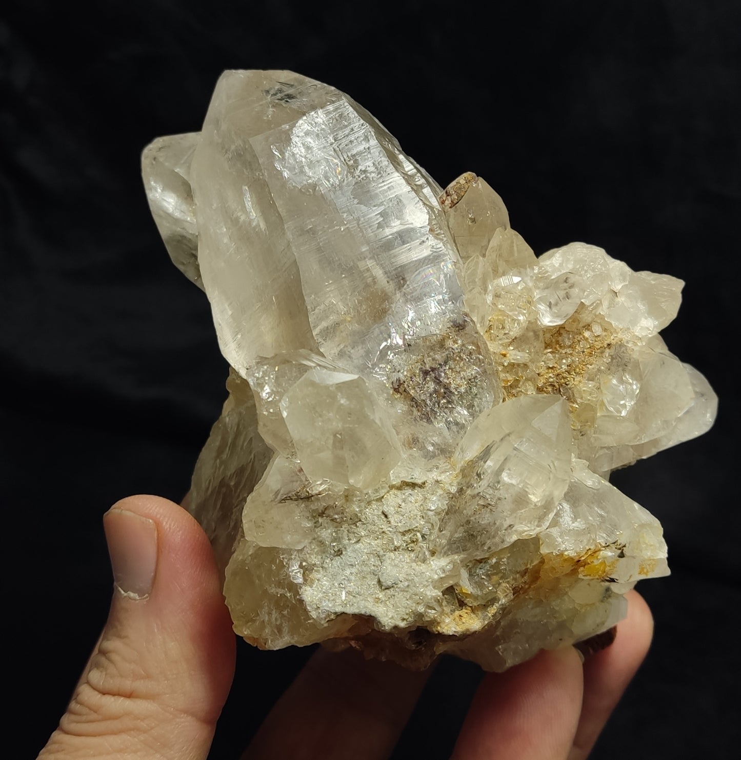 Natural terminated Quartz Specimen with Siderite 762 grams