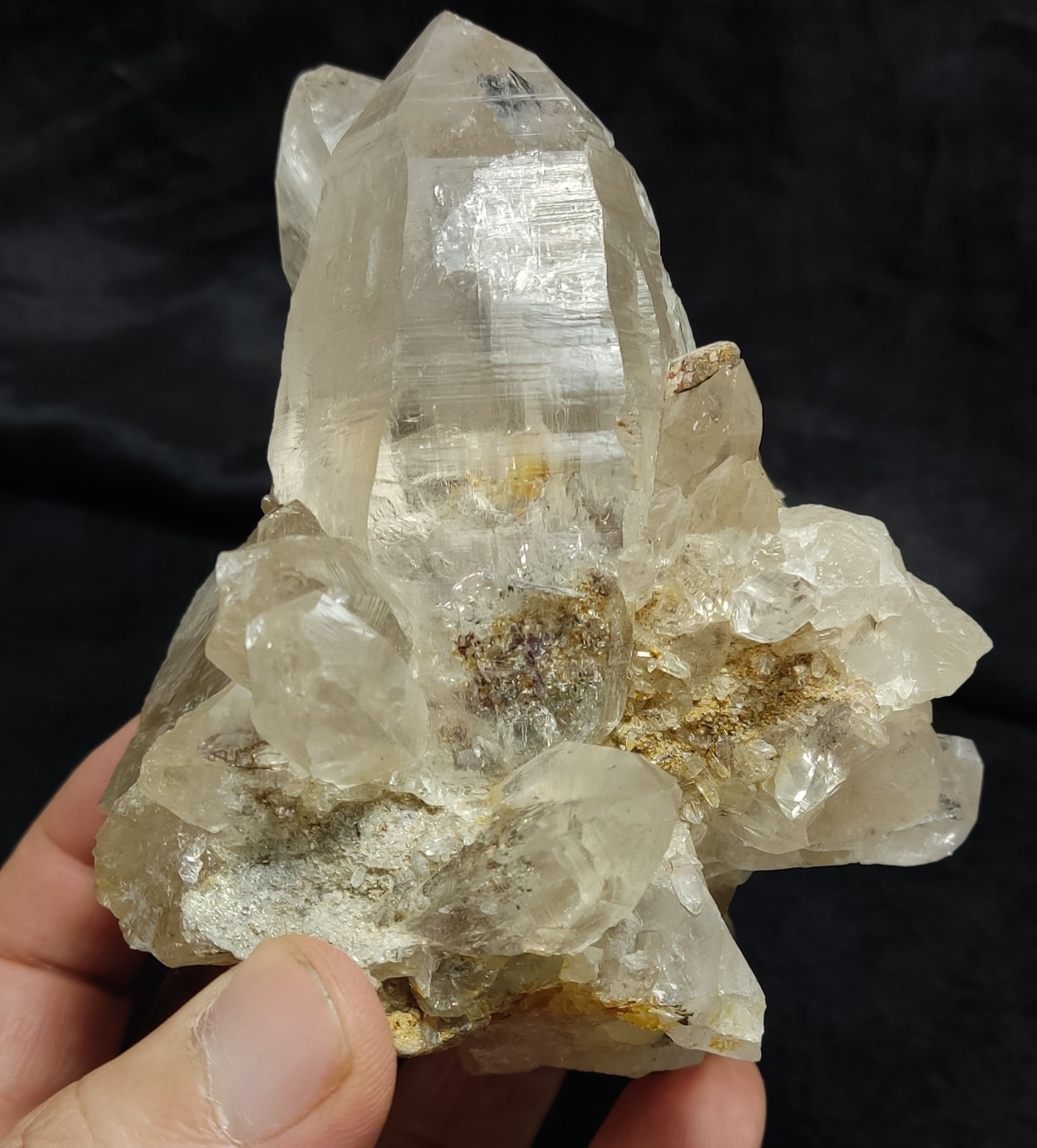 Natural terminated Quartz Specimen with Siderite 762 grams