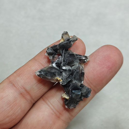 Brookite Quartz thumbnail cluster 6 grams