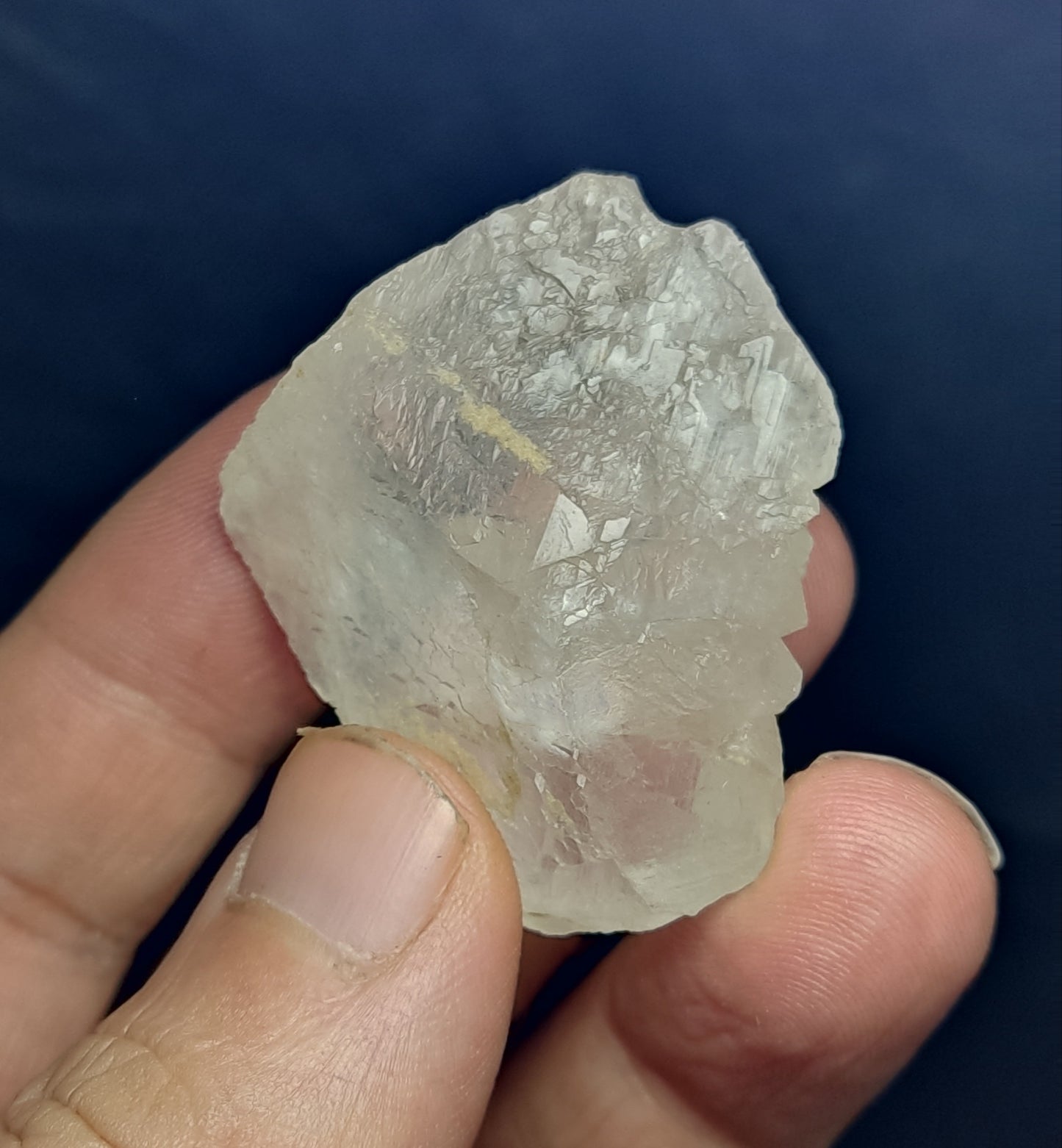 Natural terminated gwindel Quartz crystal 35 grams