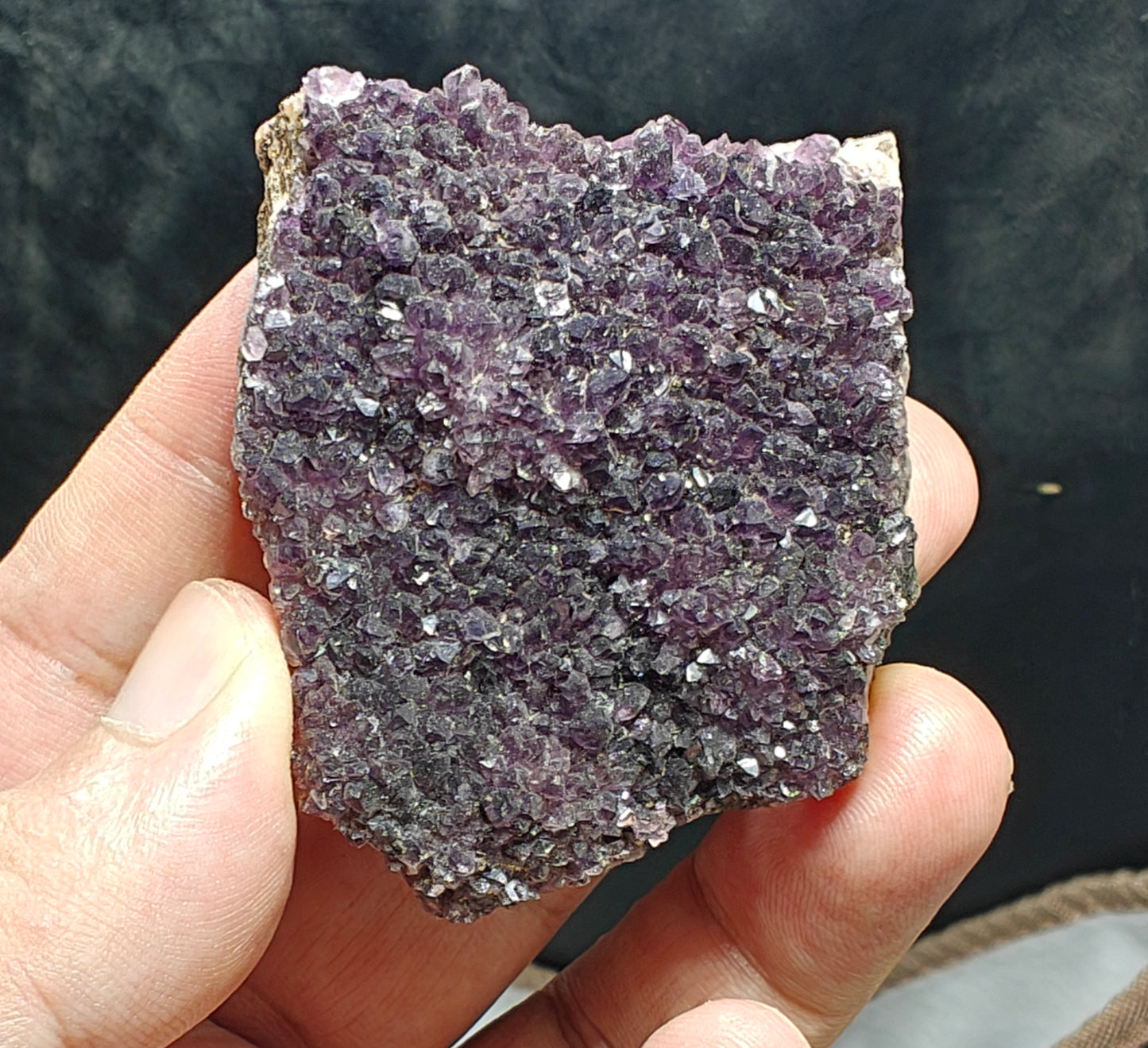 Drusy Amethyst crystals Cluster 73 grams