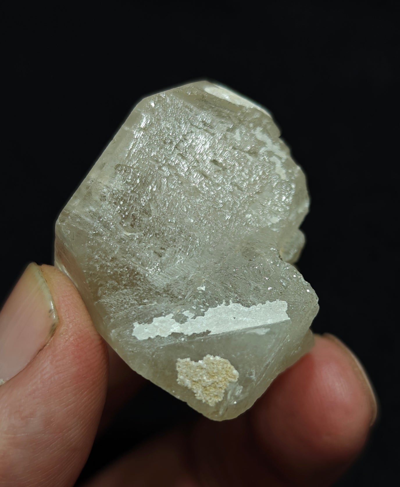 Single beautiful Terminated Topaz crystal 64 grams